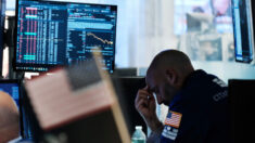 Peter Schiff advierte que economía estadounidense pasará una década en una «depresión inflacionaria»