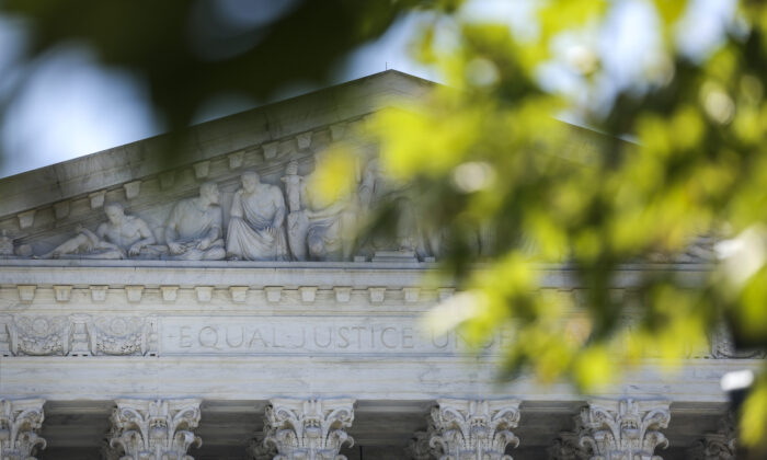 Corte Suprema de Estados Unidos en Washington, en una vista en las últimas horas del 30 de junio de 2022. (Kevin Dietsch/Getty Images)