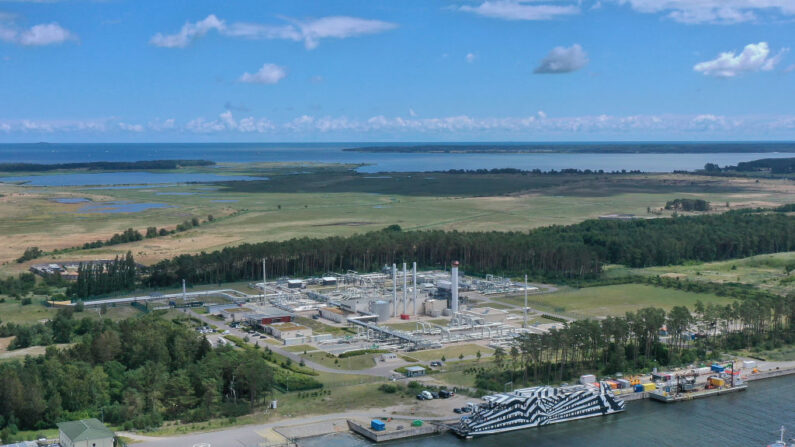 En esta vista aérea, la estación de recepción del gasoducto Nord Stream 1 se encuentra el 11 de julio de 2022 cerca de Lubmin, Alemania. (Sean Gallup/Getty Images)
