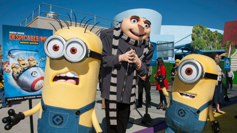 Foto de archivo que muestra mascotas que se asemejan a los personajes de la franquicia cinematográfica Minions en un estreno en Universal City, California, el 11 de abril de 2014. (Valerie Macon/Getty Images)
