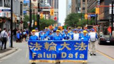 Practicantes de Falun Gong exigen el fin de la persecución del PCCh con un amplio desfile en Toronto