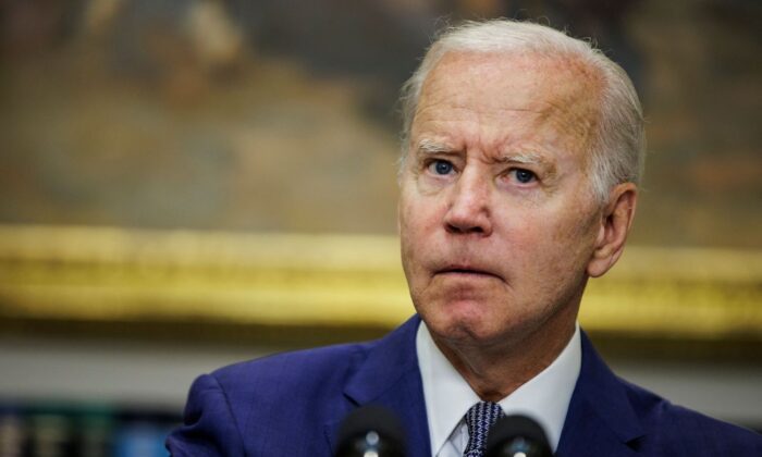 El presidente Joe Biden en la Casa Blanca en Washington, el 8 de julio de 2022. (Samuel Corum/AFP a través de Getty Images)