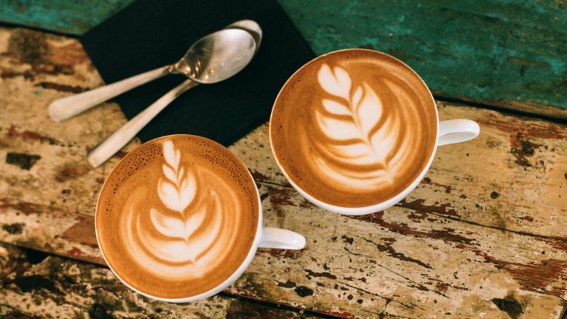 Una taza de café orgánico recién hecho y sabroso es realmente buena hasta la última gota. (Foto de Anna Urlapova/Pexels)