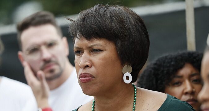 Mayor of Washington DC criticizes that illegal immigrants are transported by bus to the city |  Illegal immigrants |  Washington D.C. |  muriel bowser