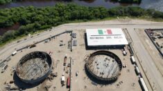 López Obrador inaugura refinería de Dos Bocas con promesa de 340,000 barriles