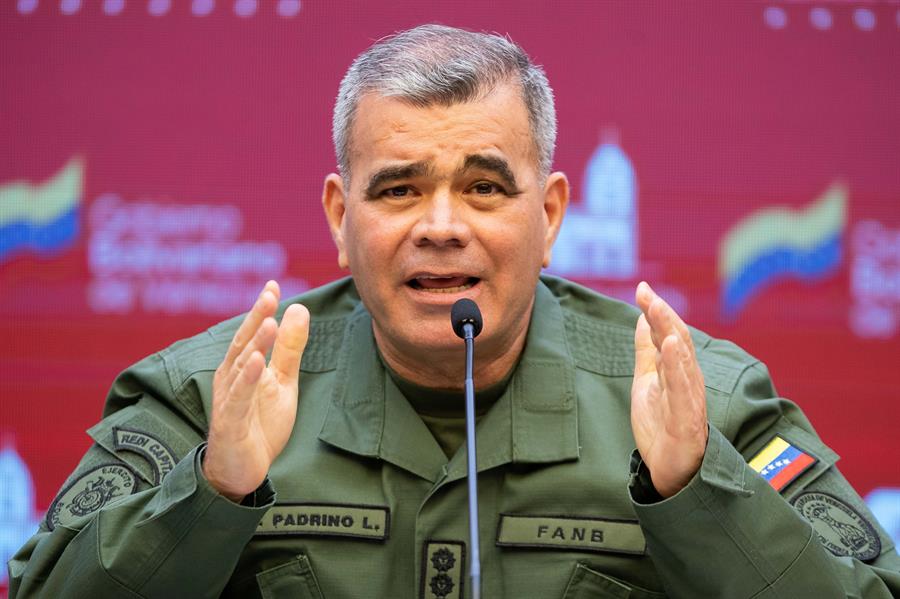 Venezuela anuncia el restablecimiento de relaciones militares con Colombia