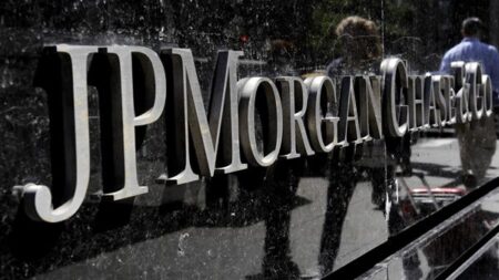 Accionistas afirman que JPMorgan Chase tiene una «tendencia preocupante» de parcialidad política