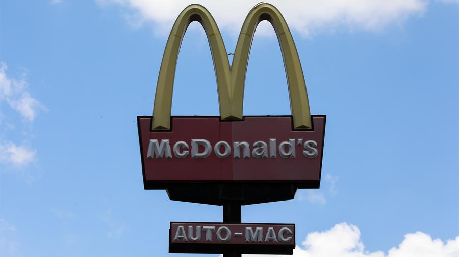 McDonald's comenzará a reabrir sus restaurantes en Ucrania
