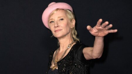 Familia de la actriz Anne Heche dice que no se espera que sobreviva