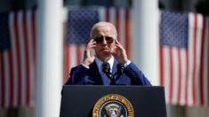Observatorio: Condonación de Biden a deudas estudiantiles beneficiará a empleados de la Casa Blanca