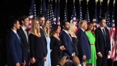 Familia de Trump reacciona al allanamiento del FBI a su casa de Mar-a-Lago