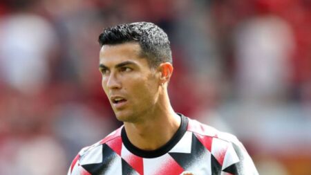 Cristiano Ronaldo es amonestado por la policía tras destrozar celular de niño autista