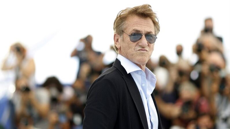 El director y actor Sean Penn posa durante una sesión fotográfica en el Festival de Cine de Cannes en julio de 2021. EFE/EPA/Ian Langsdon 