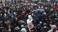 Enfrentamientos en Santiago de Chile durante una nueva protesta estudiantil