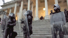 Legislador: Denunciantes alegan fallas de inteligencia, comando y control en la policía del Capitolio