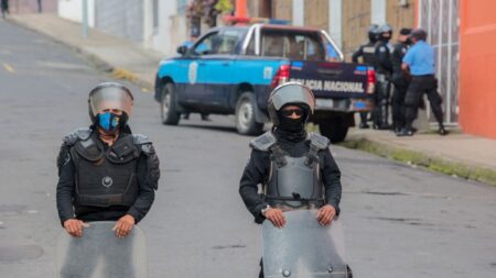 Condenan arresto de al menos 10 disidentes sandinistas en Nicaragua