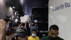 Alcalde: Otros 6 autobuses con inmigrantes ilegales llegan a la ciudad de Nueva York