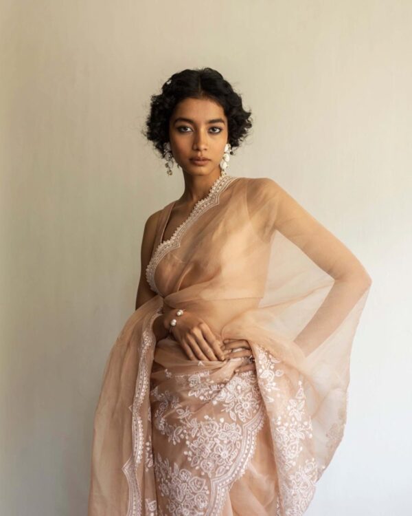 Sumaya Hazarika modelando para Ogaan India. (Cortesía de Vansh Virmani vía Sumaya Hazarika)