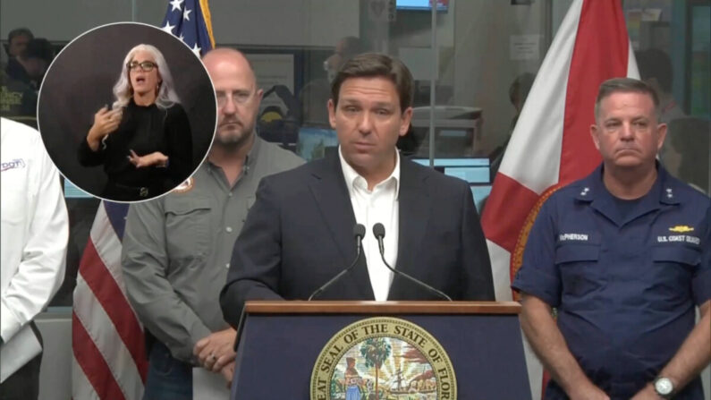 El gobernador de Florida Ron DeSantis habla para dar una actualización de los preparativos para el huracán Ian el 27 de septiembre de 2022. (Oficina del Gobernador de Florida/Screenshot vía NTD)
