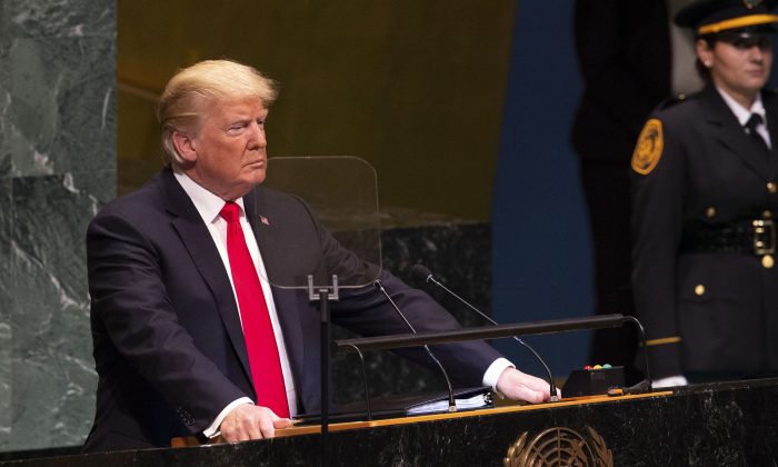 El presidente Donald Trump habla durante el debate general de la 73° sesión de la Asamblea General en las Naciones Unidas, en Nueva York, el 25 de septiembre de 2018. (Bryan R. Smith/AFP/Getty Images)
