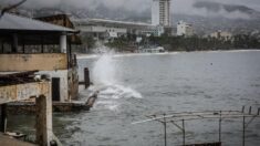 México en alerta por tormenta Orlene, que puede crecer a huracán categoría 1