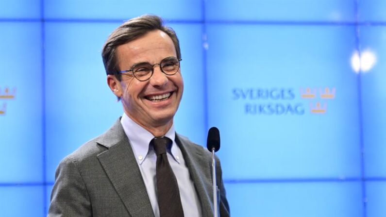 El líder conservador sueco, Ulf Kristersson, que será el nuevo primer ministro del país tras un acuerdo con democristianos, liberales y ultraderecha. EFE/EPA/Jonas Ekstromer 