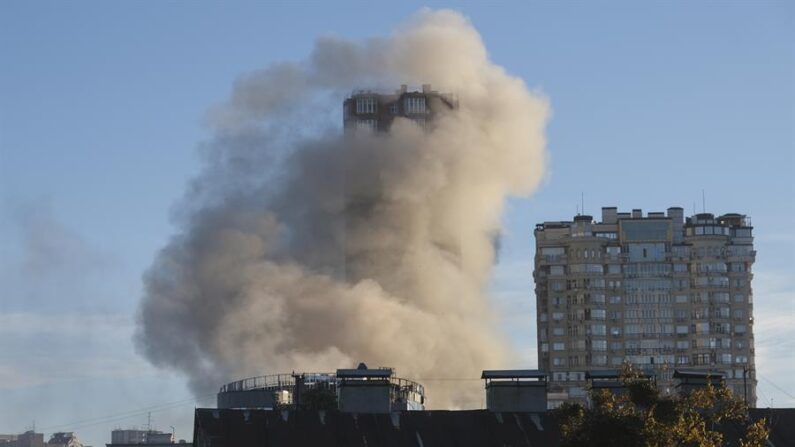 Ataque con drones kamikaze en Kiev (Ucrania). EFE/EPA/Vadym Sarakhan