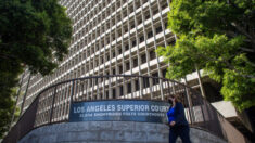 CEO de software electoral se entrega en Los Ángeles, fiscalía lo acusa “filtración masiva de datos”