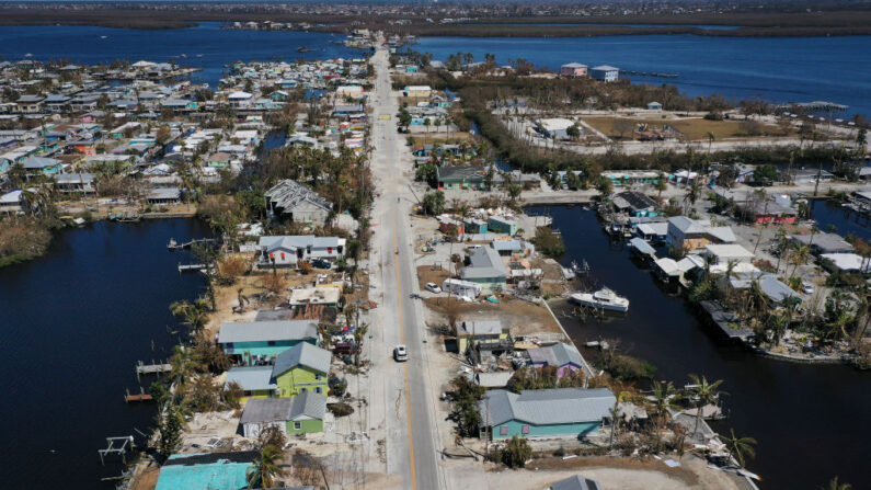 La destrucción en Pine Island por el huracán Ian se muestra el 03 de octubre de 2022 en Pine Island, Florida. (Win McNamee/Getty Images)