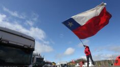 Camioneros chilenos mantienen paro tras rechazar propuesta del Gobierno