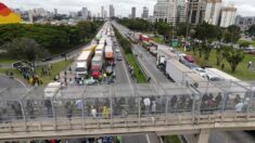 Se levantan los bloqueos de camioneros en Brasil