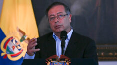 El presidente colombiano visita por primera vez a su hijo mayor, involucrado en escándalo