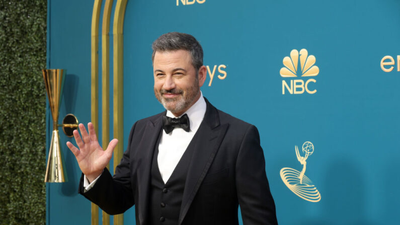 Jimmy Kimmel asiste a la 74ª edición de los Primetime Emmys en el Microsoft Theater el 12 de septiembre de 2022 en Los Ángeles, California. (Momodu Mansaray/Getty Images)