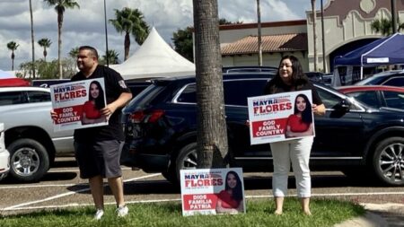 La republicana de Texas Mayra Flores no consigue mantener su escaño en el Congreso