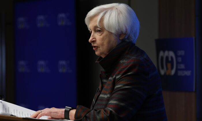 La secretaria del Tesoro, Janet Yellen, en el Centro para el Desarrollo Global, en Washington, D.C., el 6 de octubre de 2022. (Alex Wong/Getty Images)
