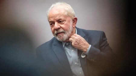 Los médicos de Lula le retiraron una lesión en la larige