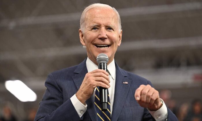 El presidente Joe Biden en Bay City, Michigan, el 29 de noviembre de 2022. (Jim Watson/AFP vía Getty Images)
