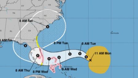 NHC emitió advertencia por huracán que llegará Florida en elecciones de mitad de período de 2022