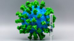 Cómo provocan cáncer las vacunas COVID
