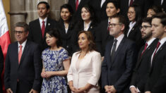 Perú expulsa a embajador mexicano y da salvoconducto a la familia de Castillo