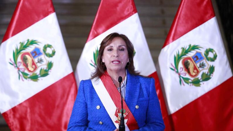 Fotografía cedida por la presidencia de Perú de la presidenta Dina Boluarte. EFE/Presidencia de Perú
