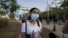 Hija de periodista preso en Nicaragua se reúne con su padre 18 meses después