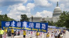 El PCCh sigue persiguiendo a los practicantes de Falun Gong, según comisión de libertad religiosa de EEUU