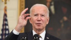 Biden: Casa Blanca está trabajando para que aerolíneas «rindan cuentas» por cancelaciones de vuelos