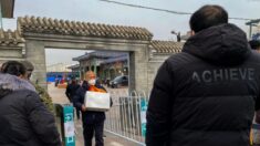 Crematorio saturado en el distrito sureste de Beijing recibe 150 cadáveres al día, según la prensa