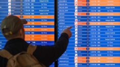 Southwest Airlines cancela más del 70 por ciento de sus vuelos y culpa a la tormenta invernal
