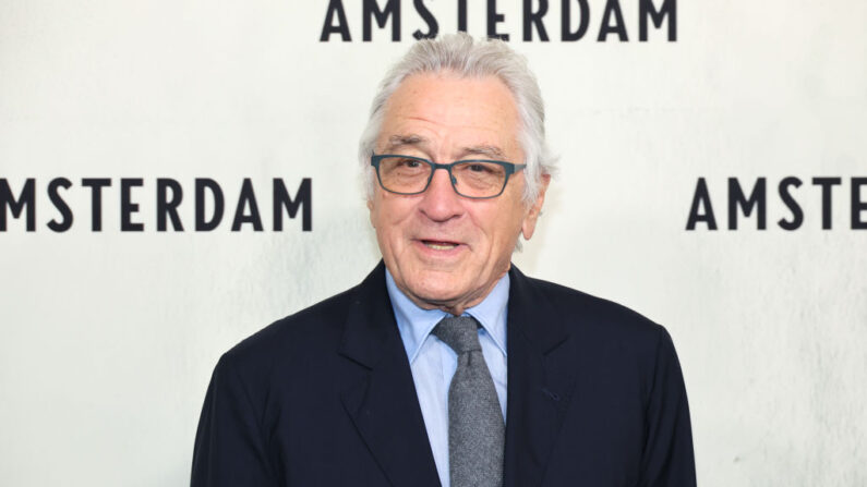 El actor Robert De Niro asiste al estreno mundial de 'Amsterdam' en el Alice Tully Hall el 18 de septiembre de 2022 en Nueva York. (Dia Dipasupil/Getty Images)