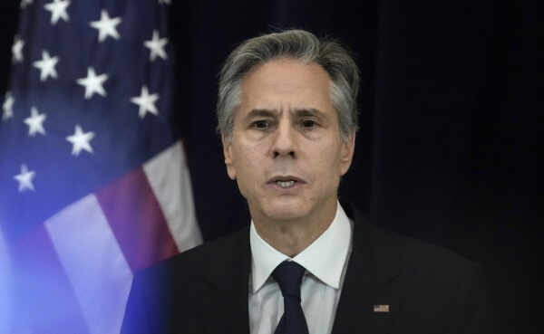 El secretario de Estado, Antony Blinken, habla durante una rueda de prensa en el Departamento de Estado en Washington el 8 de diciembre de 2022. (Drew Angerer/Getty Images)