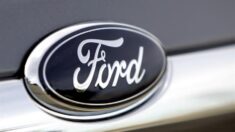 Ford llama a revisión 462,000 vehículos por un defecto en su cámara de 360º