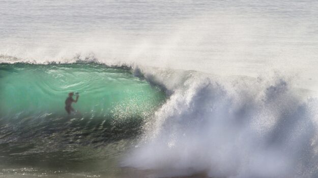 Presunto asesino de hermanos surfistas australianos comparece ante una corte mexicana